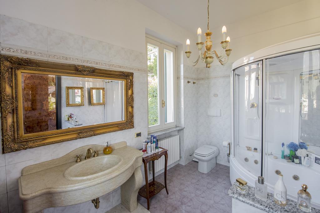 Villa Puccini Bed & Breakfast Леко Стая снимка