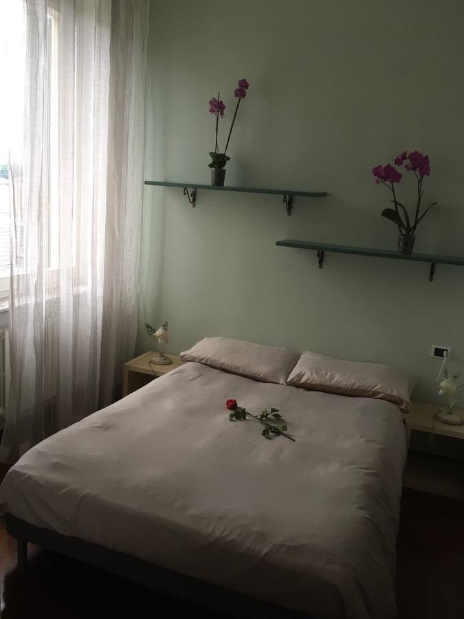 Villa Puccini Bed & Breakfast Леко Екстериор снимка