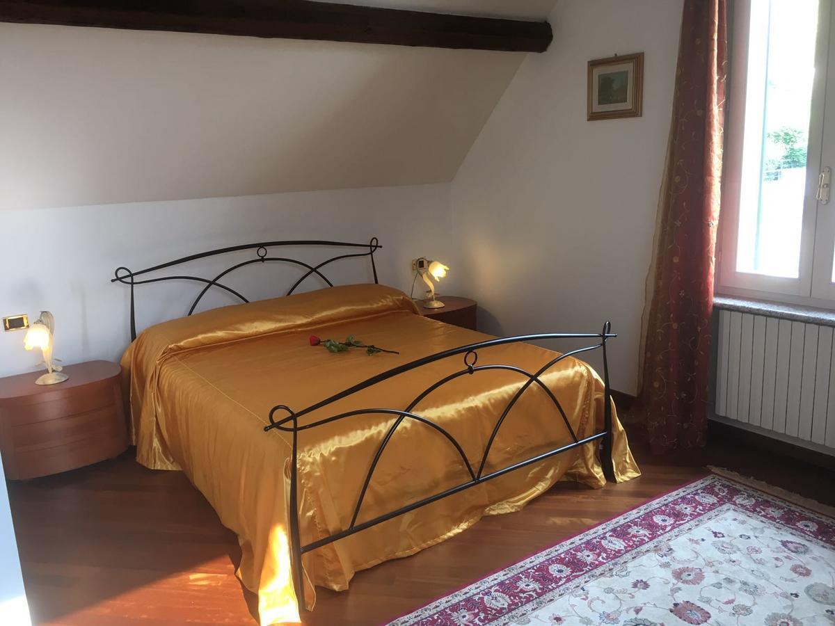 Villa Puccini Bed & Breakfast Леко Екстериор снимка